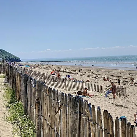 à Deux Pas De La Plage, Proche Commerces Avec Wifi Et équipements Complets - Fr-1-361-40
