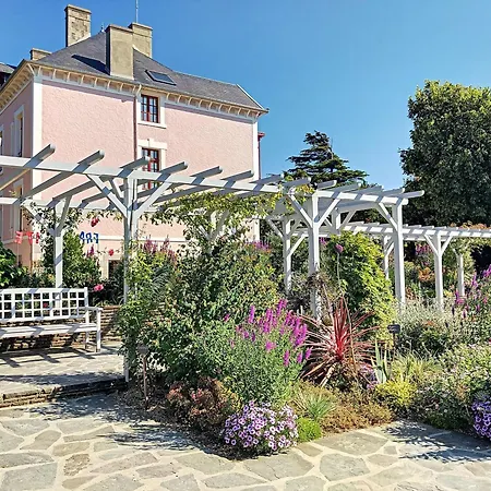 A Deux Pas De La Plage, Proche Commerces Avec Wifi Et Equipements Complets - Fr-1-361-40 Apartment *